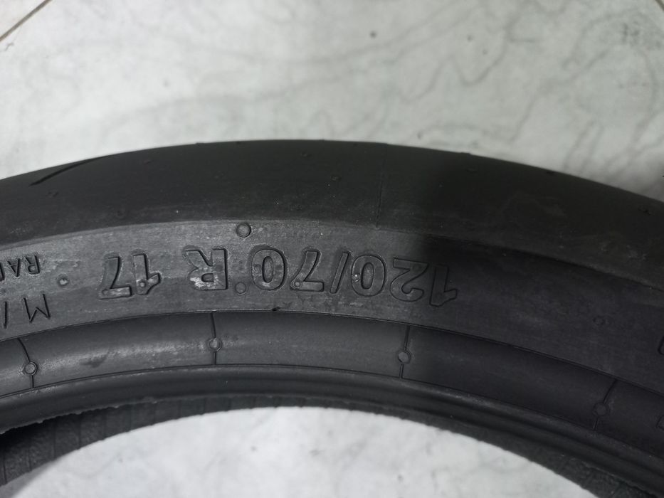 Pneu novo  mota 120/70/17 continental contiattack evo