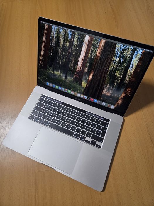 MacBook Pro 16-inch, 16GB/512GB, Like New with Warranty64738204785667120