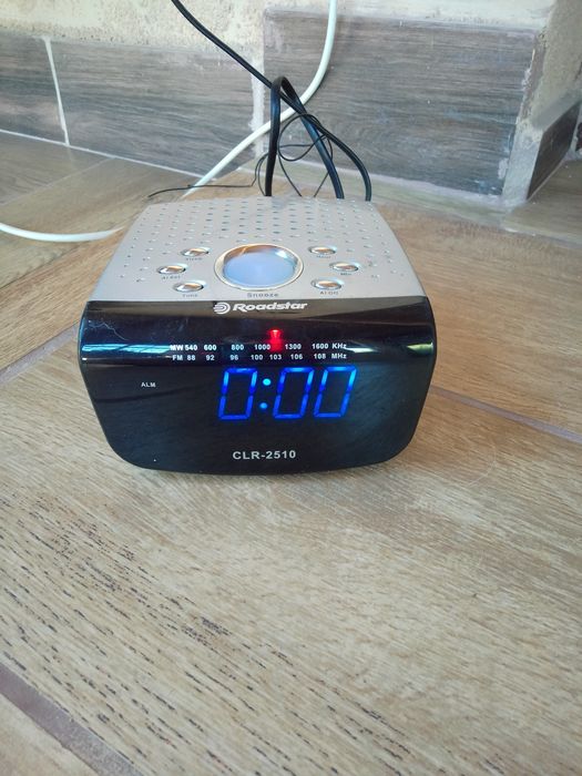 Radio budzik Roadstar CLR-2510