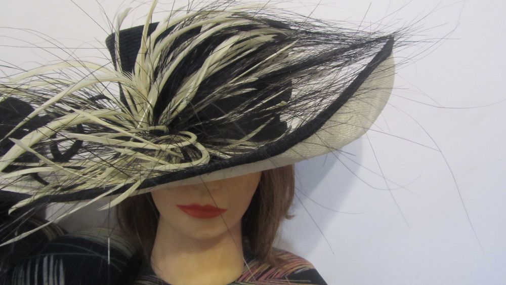 Шляпки винтажные,-2 шт.Англия.