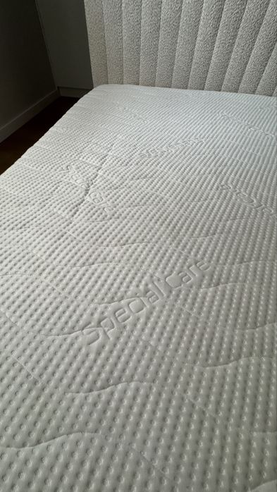 Materac lateksowo-piankowy 160 × 200 cm – 20 cm wysokości