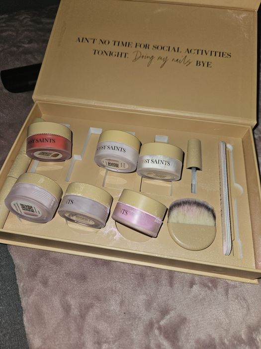 Unhas gel Sassy Saints