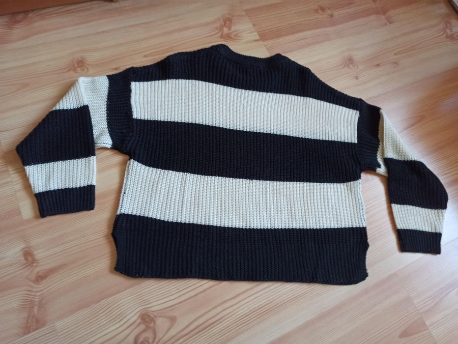 Damski sweter Stradivarius r. S