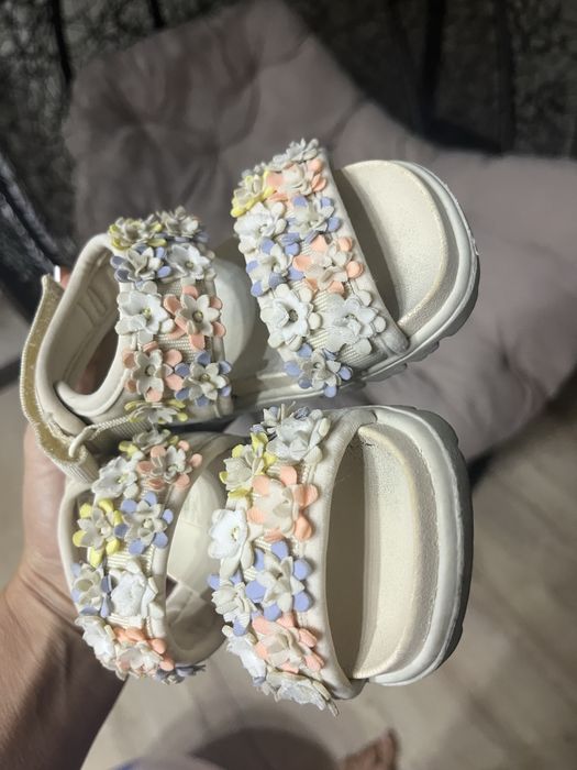 Босоніжки Zara 13,5 см