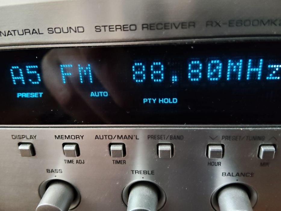 Yamaha pianocraft RX-E 600 MK2 .CDX-E 400