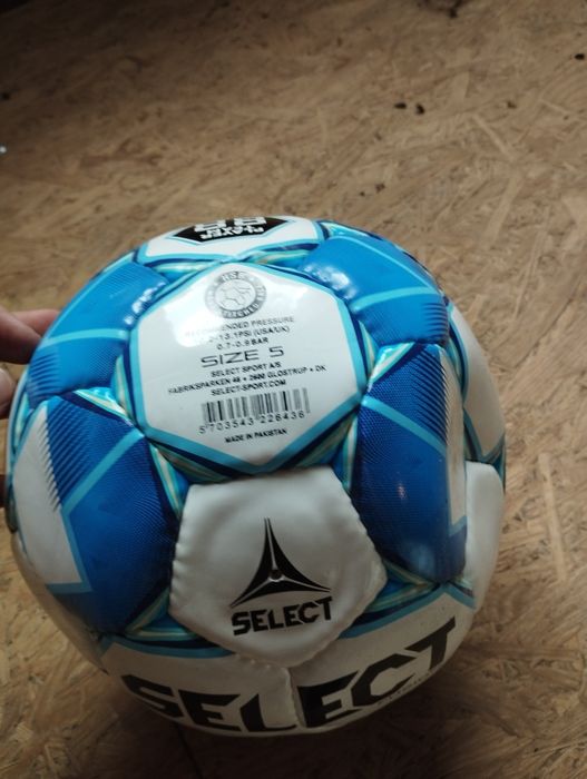 Футбольний м'яч Select