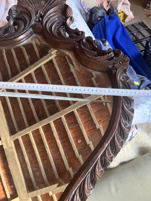 Espelho de madeira antigo