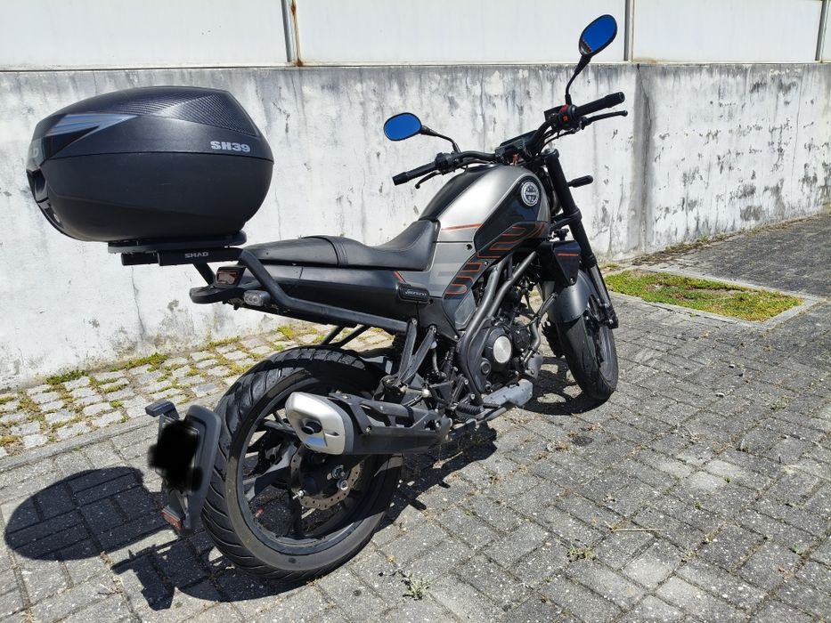 Mota Benelli 125 leocino