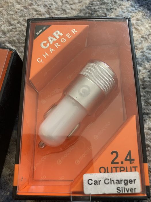 samochodowa ładowarka marki Mocco