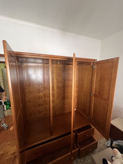 Mobilia quarto.