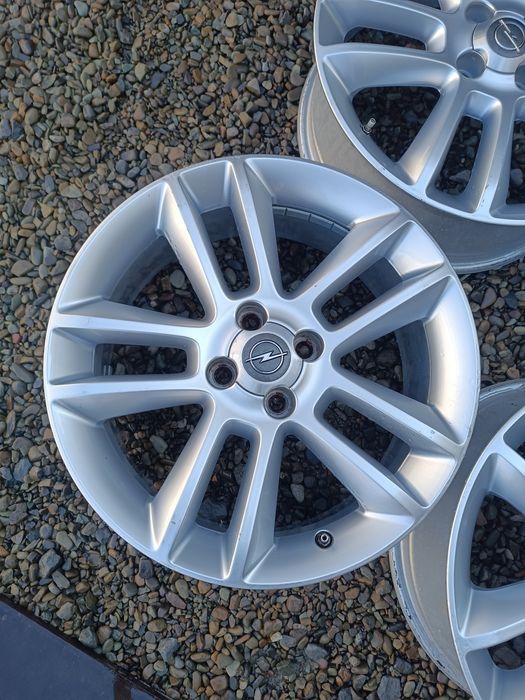 Диски 4*100 R17 Opel