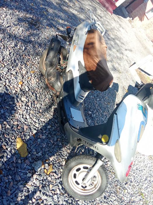 Сузукі 345666809