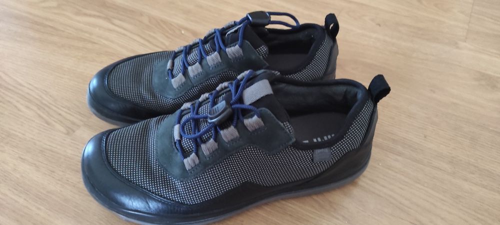 CAMPER Peu Pista Michelin