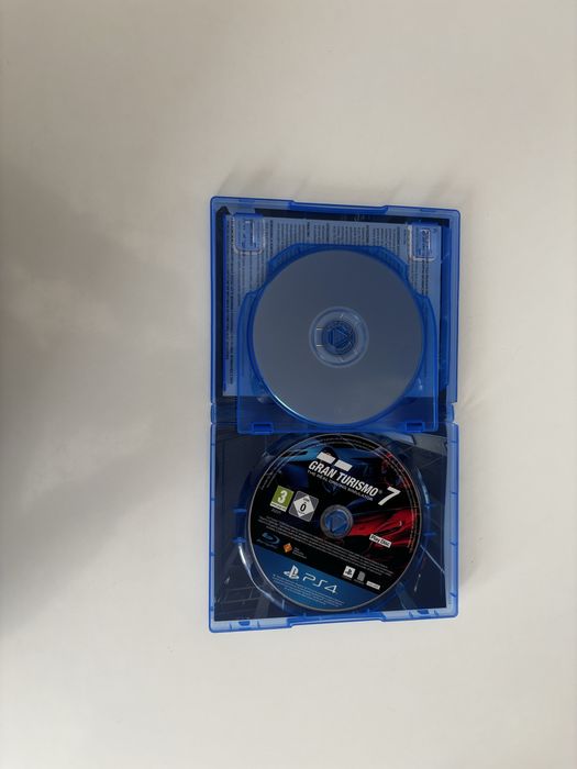 Sprzedam płyty do gier.