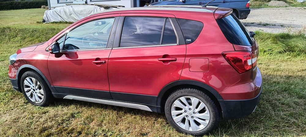 Suzuki S-Cross