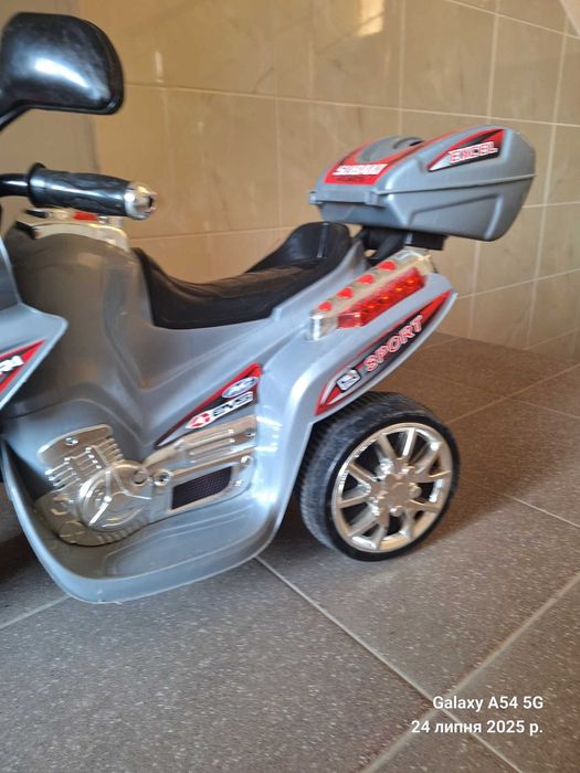 Мотоцикл на акумуляторі Lean Cars HC8051 SILVER