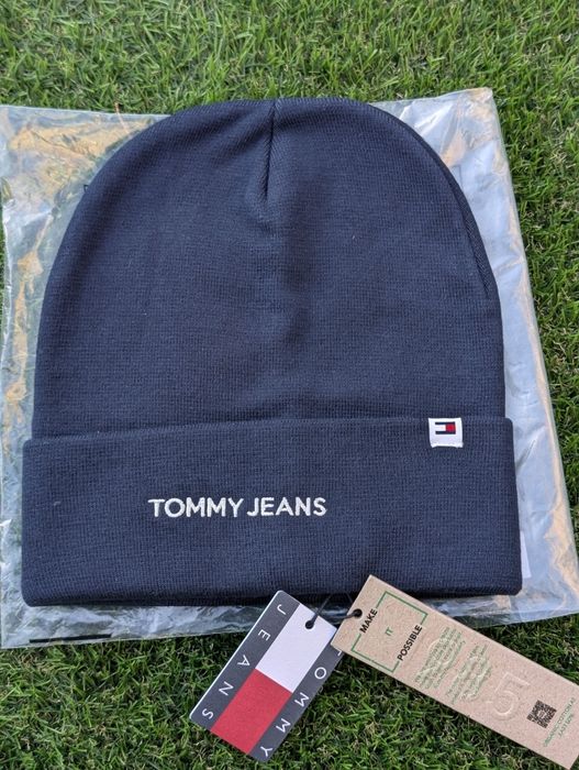 Зимова шапка Tommy Hilfiger  оригінал!