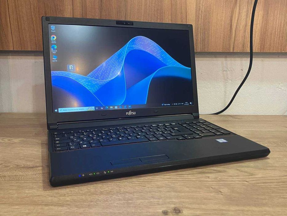 Ноутбук 15.6" Fujitsu LifeBook E556 / i7-6500U / 16GB / SSD 512GB / гарантія 12 міс.