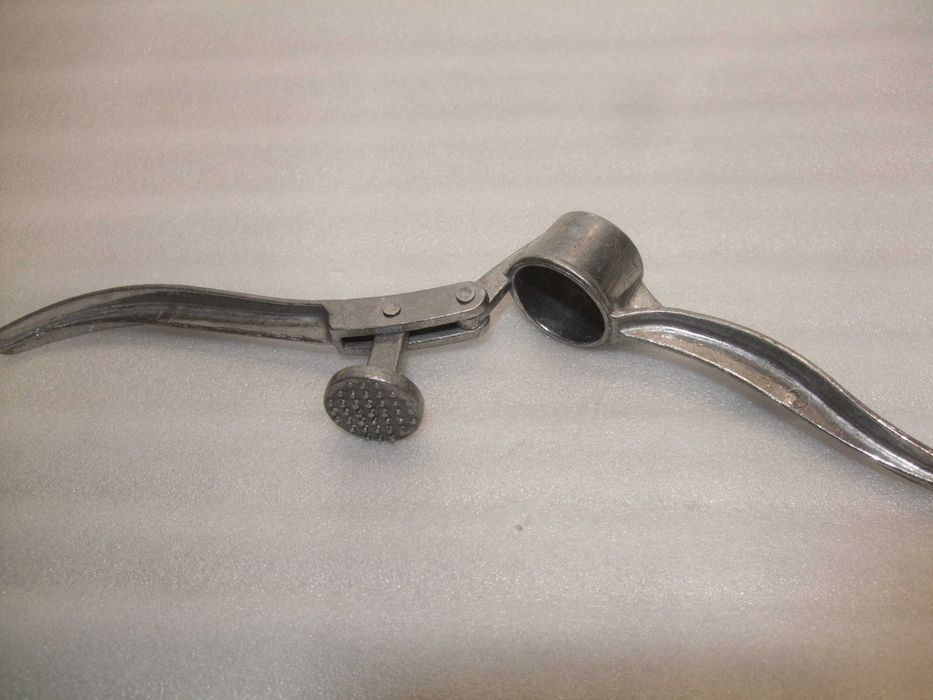 Wyciskacz do CZOSNKU PRASKA Wyciskarka METALOWA Ręczna MOCNA Zgniatacz