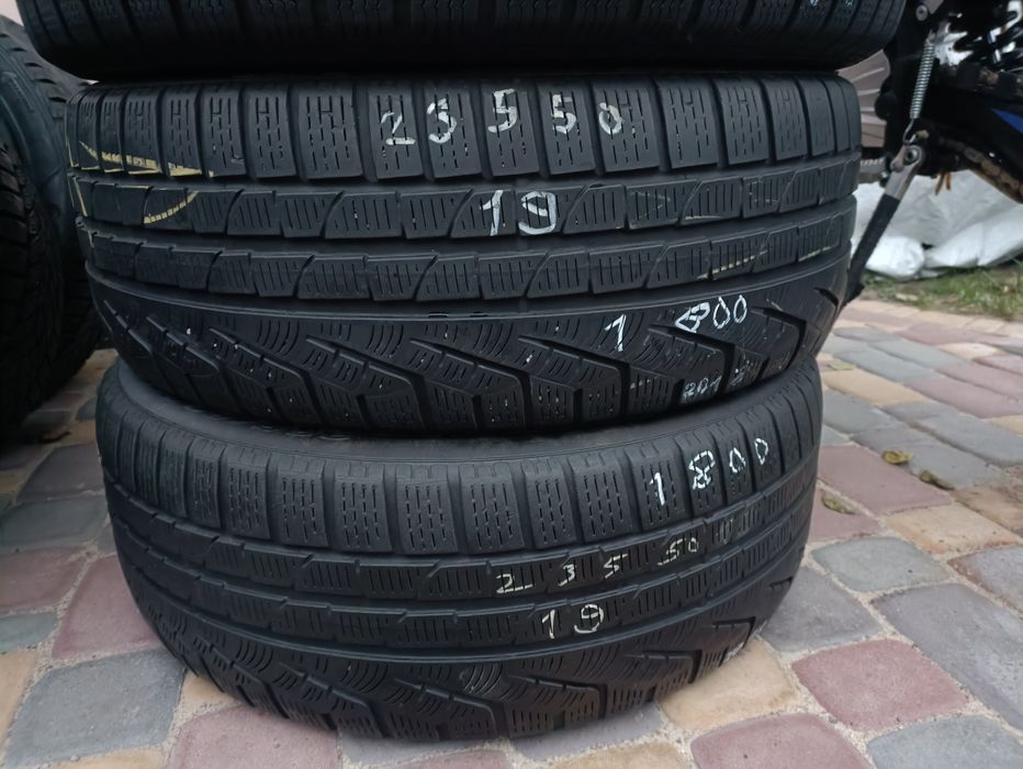 Шини зимові 235/40/50 R19