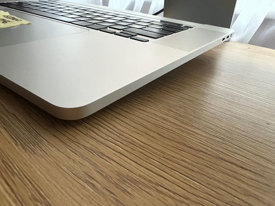 MacBook Pro 16’ 2019 A2141 корпус в зборі