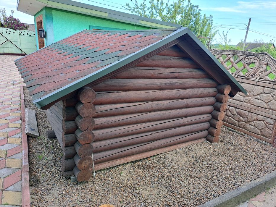 Волєр для собаки.