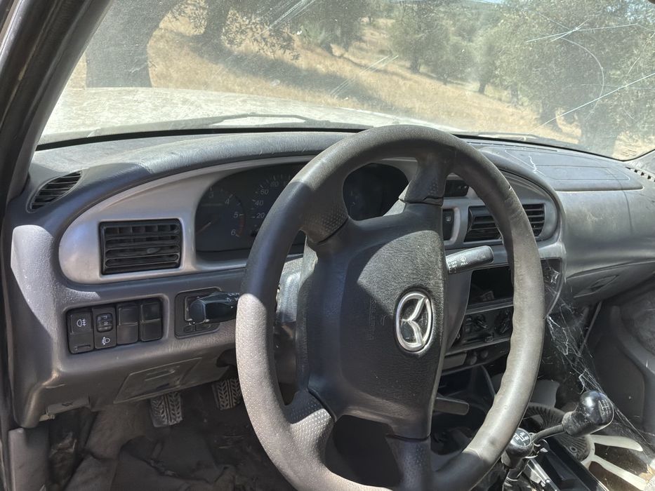 Carrinha 4x4 Mazda