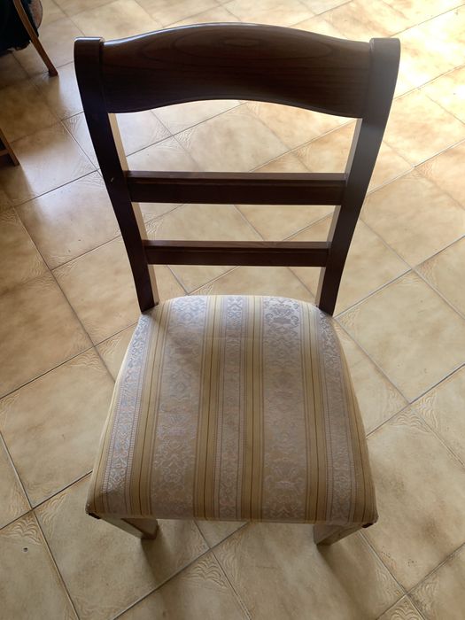 Quarto completo - madeira maciça (inclui cama de casal com colchão)