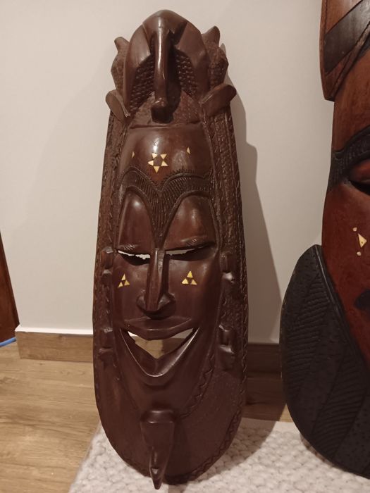 Duża afrykańska maska