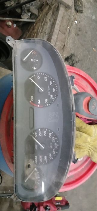 Панели приборов, Mitsubishi space wagon 3, Mercedes sprinter. Peugeot