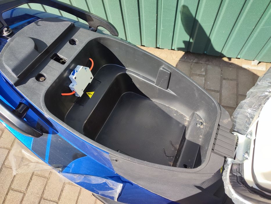 Електро скутер за акційною ціною Titan Master 2000w