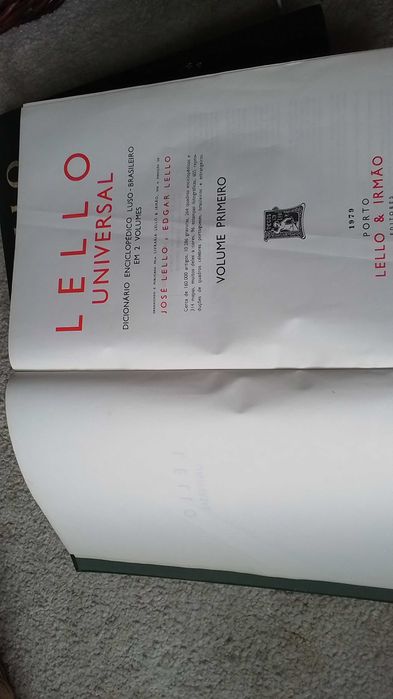 Dicionário  Enciclopédico Lello Universal (2 volumes)