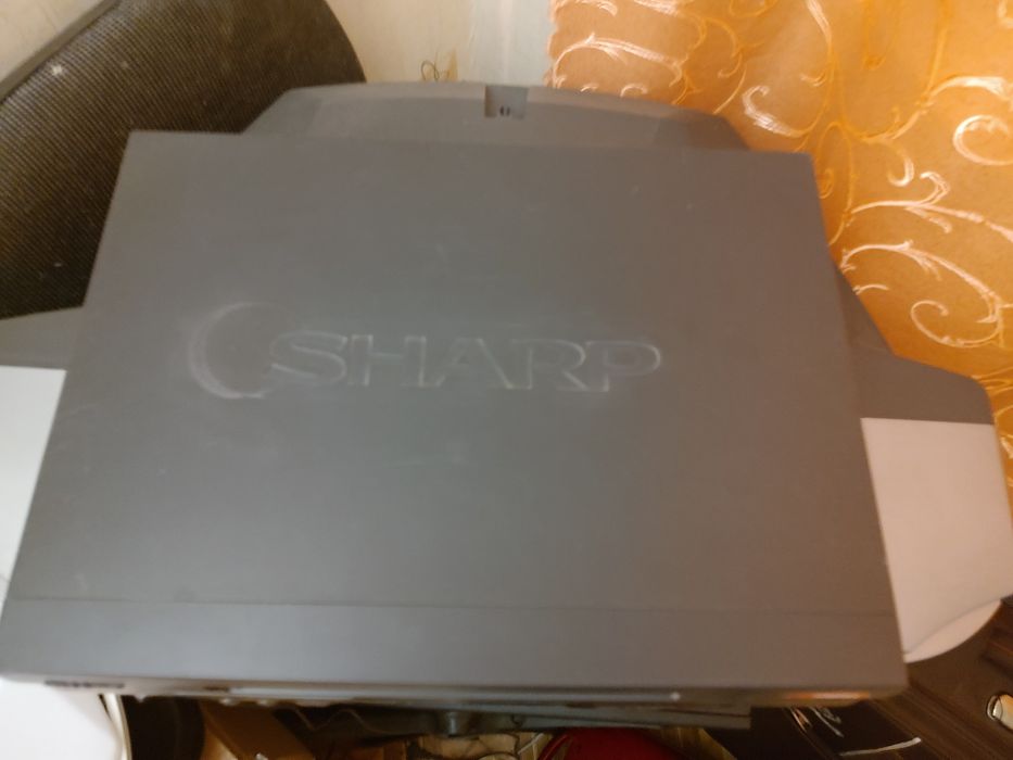 Видеоплеер пишущий Sharp VC-135RU