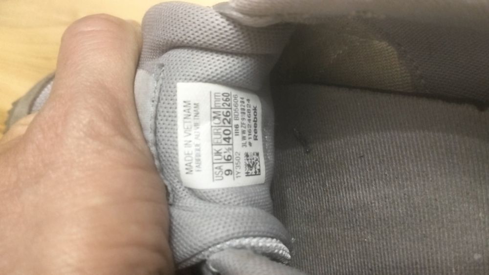 Reebok UK 6 1/2 40r