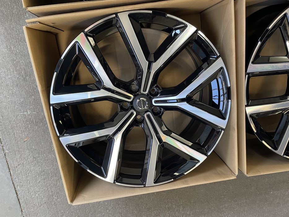 Felgi Volvo ex90 ex 90 22 cale oryginalne idealne xc komplet  polestar