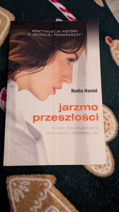 Książka " Jarzmo przeszłości"