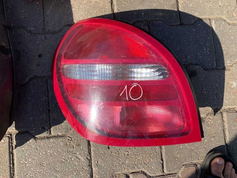 Стоп ліхтар задній Citroen C4 Fiat Doblo Croma Nissan Almera N16