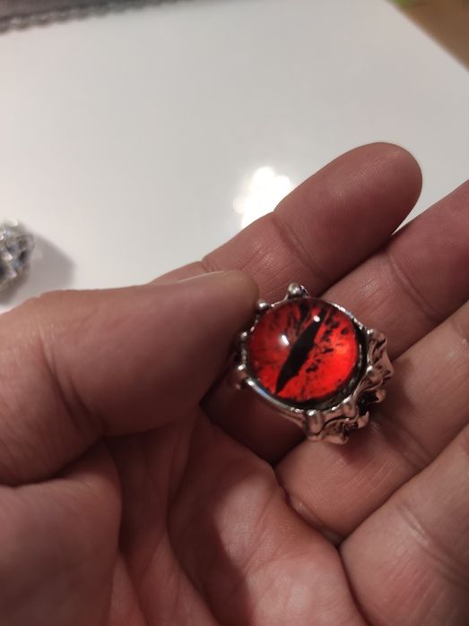 Halloween sygnet oko