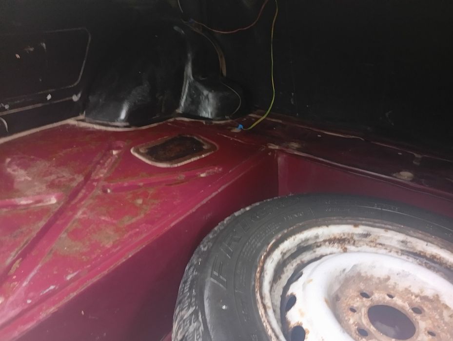 Дам автомобіль на полном ходу ваз-2104