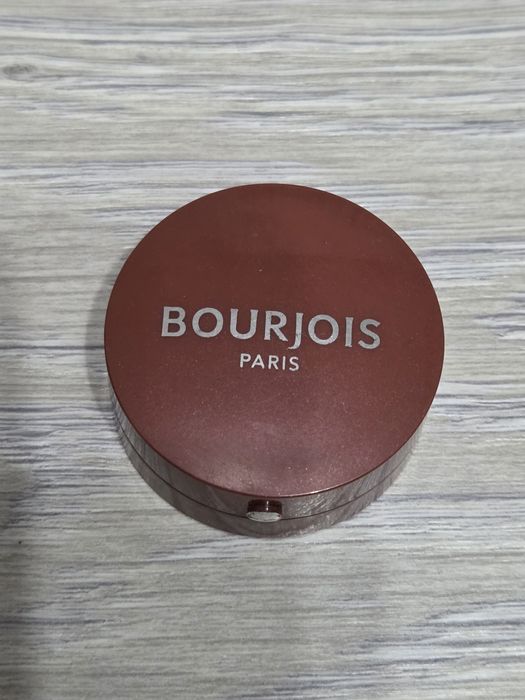 Cień Bourjois 12 Clair de Plum