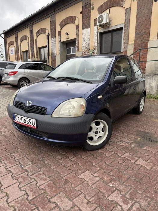DŁUGIE OPŁATY! Toyota Yaris 1.0 VVT-i 68 KM – 2000 rok