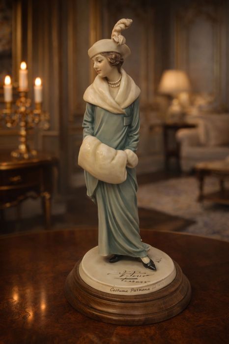 Статуэтка Giuseppe Armani Florence «Costume Parisien 1913» Италия