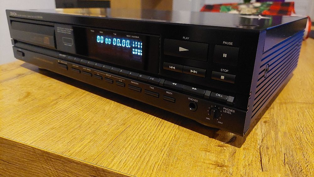 Denon dcd-820 compact