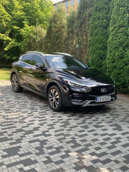 Infiniti qx30  2.0 T  AWD  Premium
