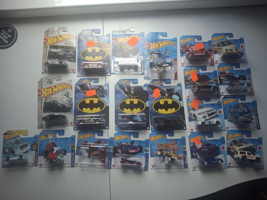 Машинки hot wheels