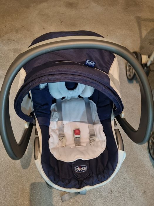 Ovo e base autofix chicco