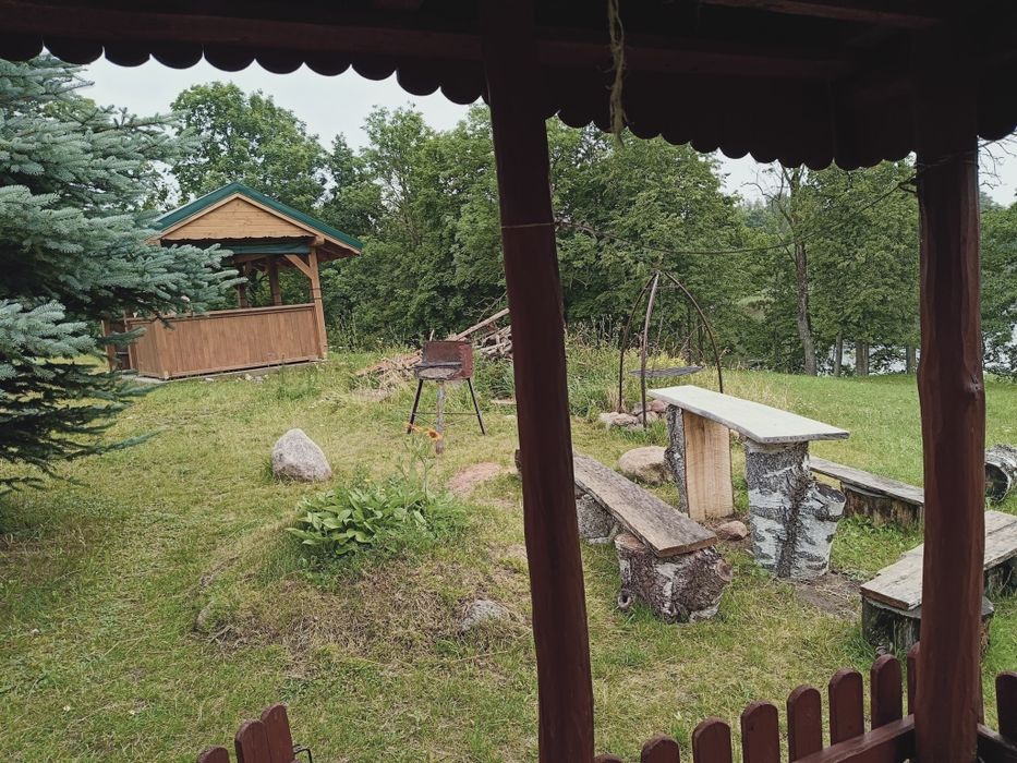 Domek holenderski nad jeziorem lub pokoje