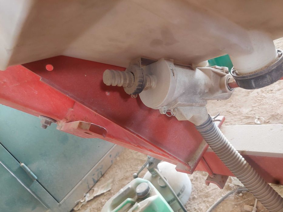 Abre regos Adubador Gaspardo