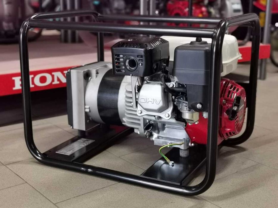NOWY Agregat prądotwórczy Honda EA3000 AVR VSP 3 kW