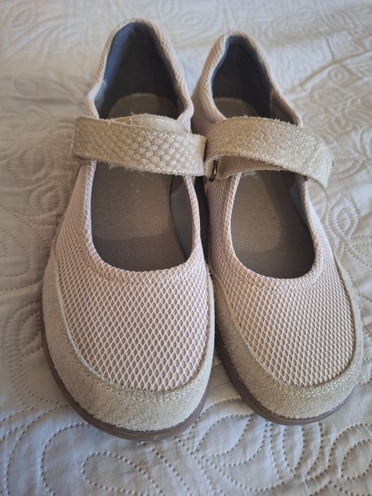 Анатомічні жіночі балетки